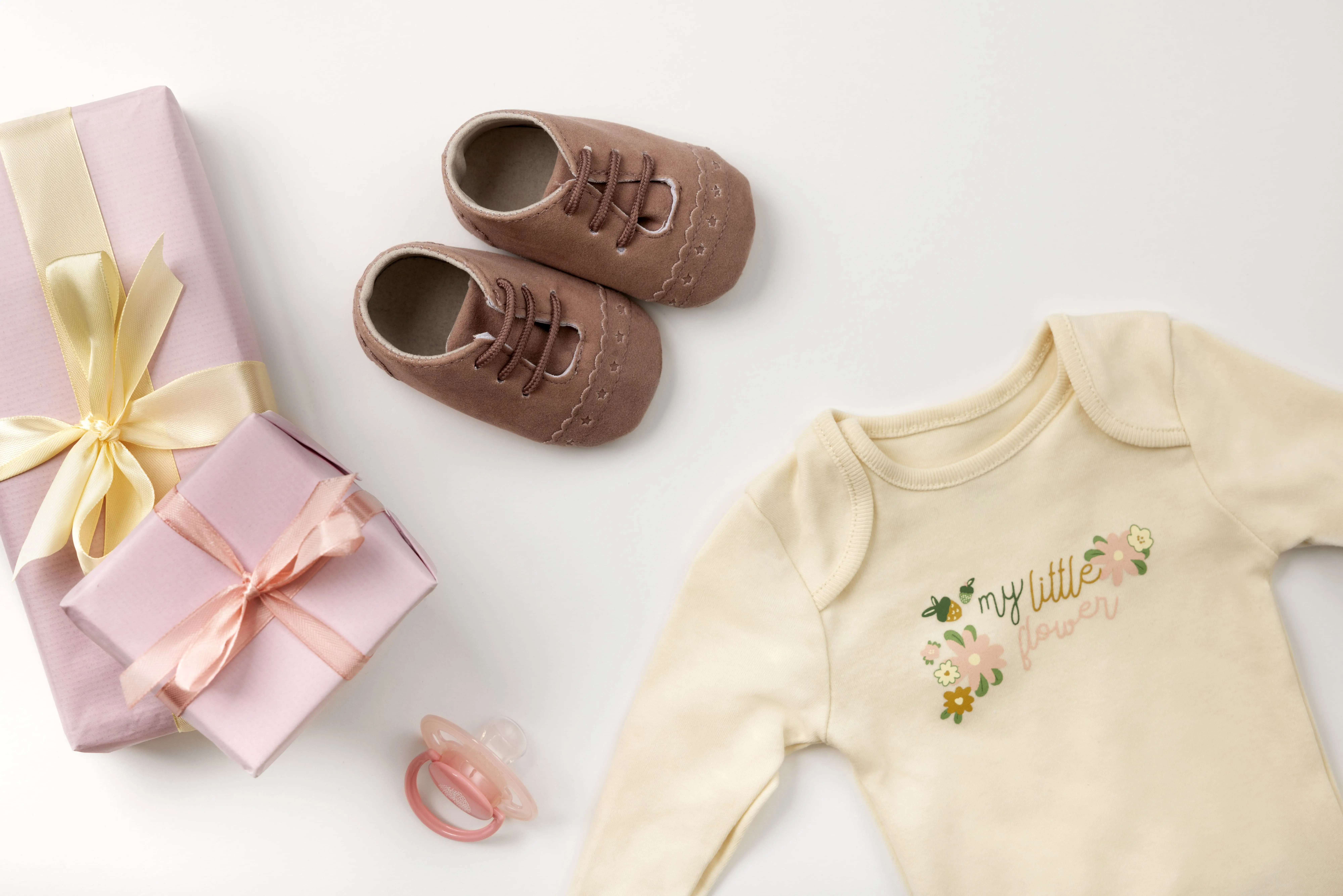 Safe Baby Clothes Guide: How to Choose Non-Toxic Fabrics