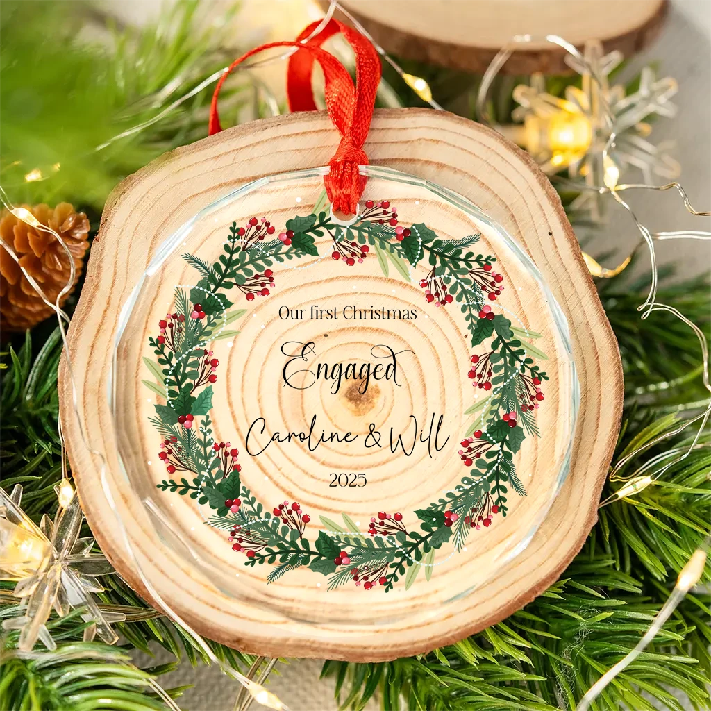 berries engagement ornament
