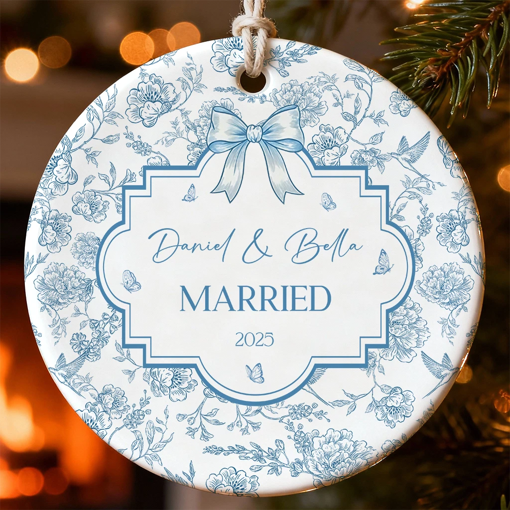 Personalized Wedding Keepsake Ornament | Blue Floral Couple Name & Date Tag | Custom Married 2025 Gift | First Christmas Ornament