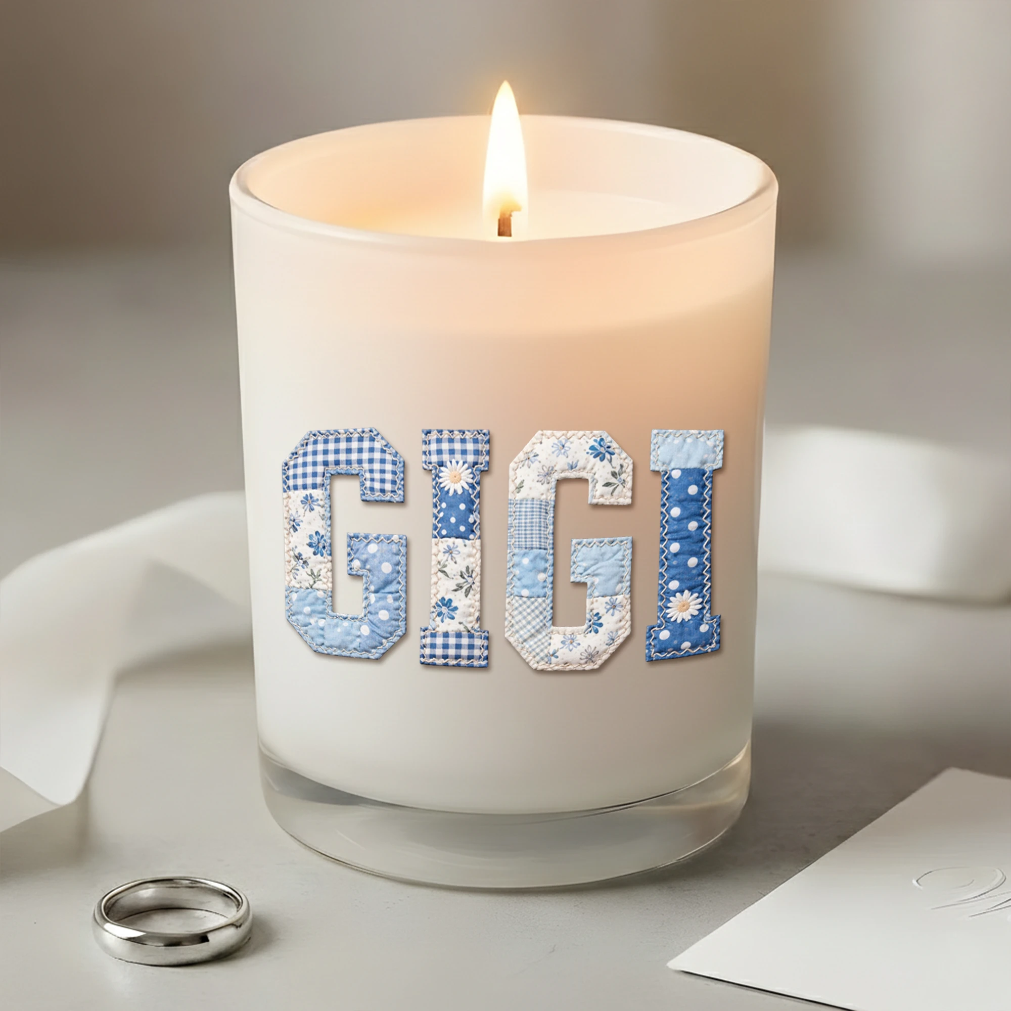 Custom Patchwork Name Candle – Personalized Blue Gingham & Floral Lettering – Unique Gift for Gigi, Grandma, Mom