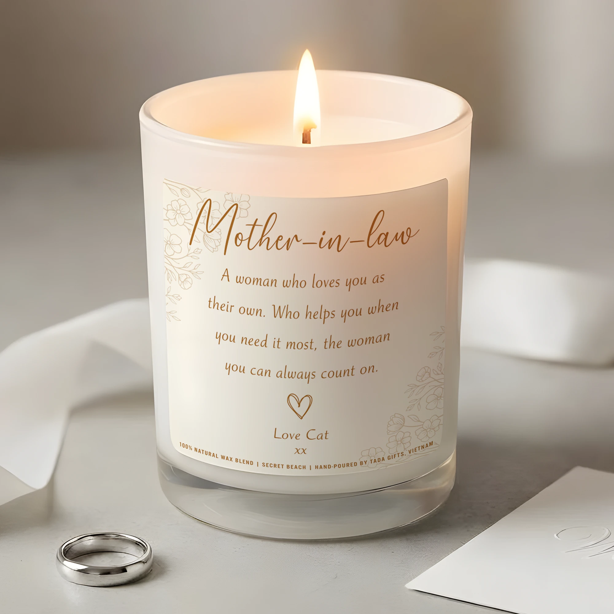 Mother-in-Law Gold Script Candle, Personalized Bonus Mom Gift, Elegant Wedding Thank You Gift for Mom, Custom Name Soy Candle