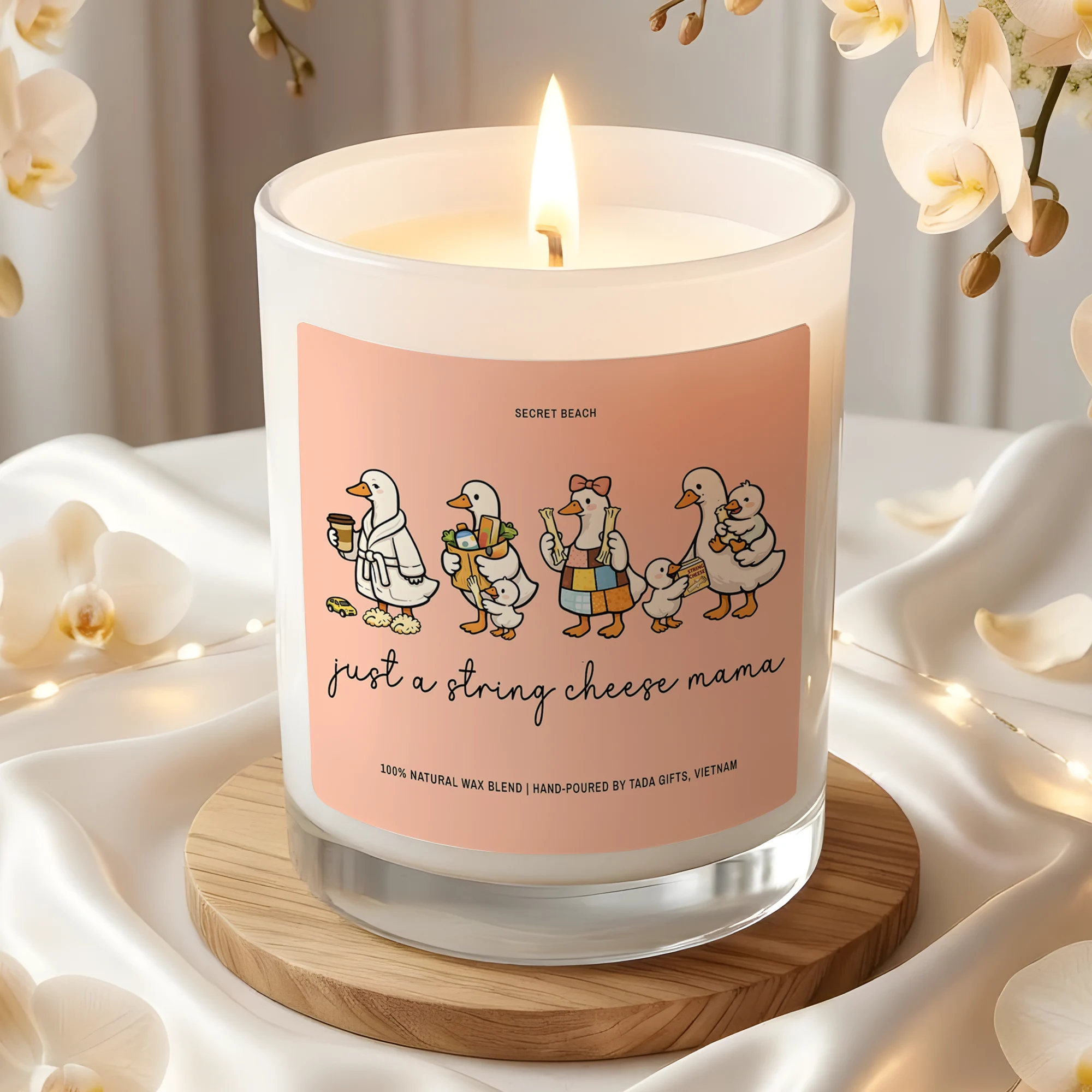 Just a String Cheese Mama Candle – Cute Duck Aesthetic Gift for Mom – Coquette Style Mama Present – Funny Motherhood Candle – Mother’s Day Gift for Her – New Mom Appreciation – Handpoured Soy Wax Decor