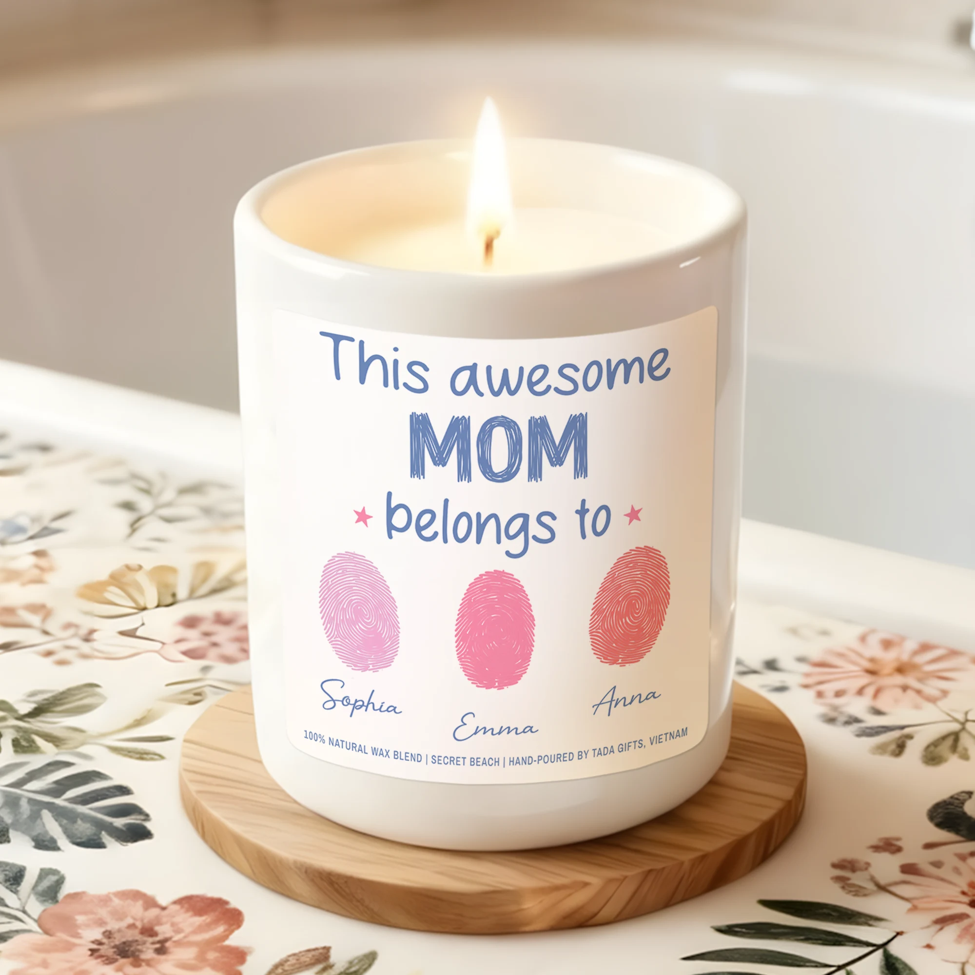 Personalized Mom Scented Candle, This Awesome Mom Belongs To, Custom Kids Names Candle, Gift for Mom, Mother’s Day Gifts